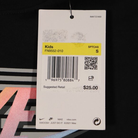 NWT Girls Nike Tee in Black Size S - Picture 4 of 8
